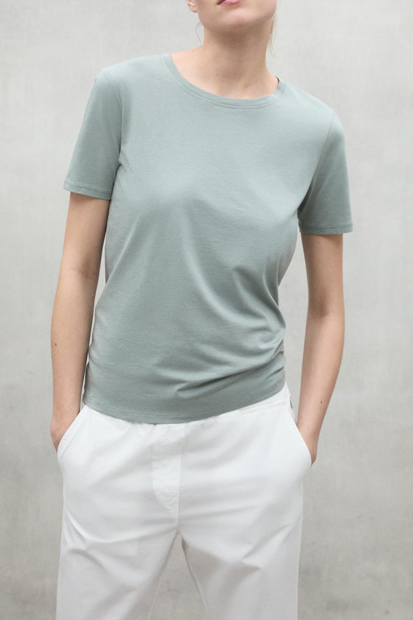 LAKEALF T-SHIRT SAGE 1