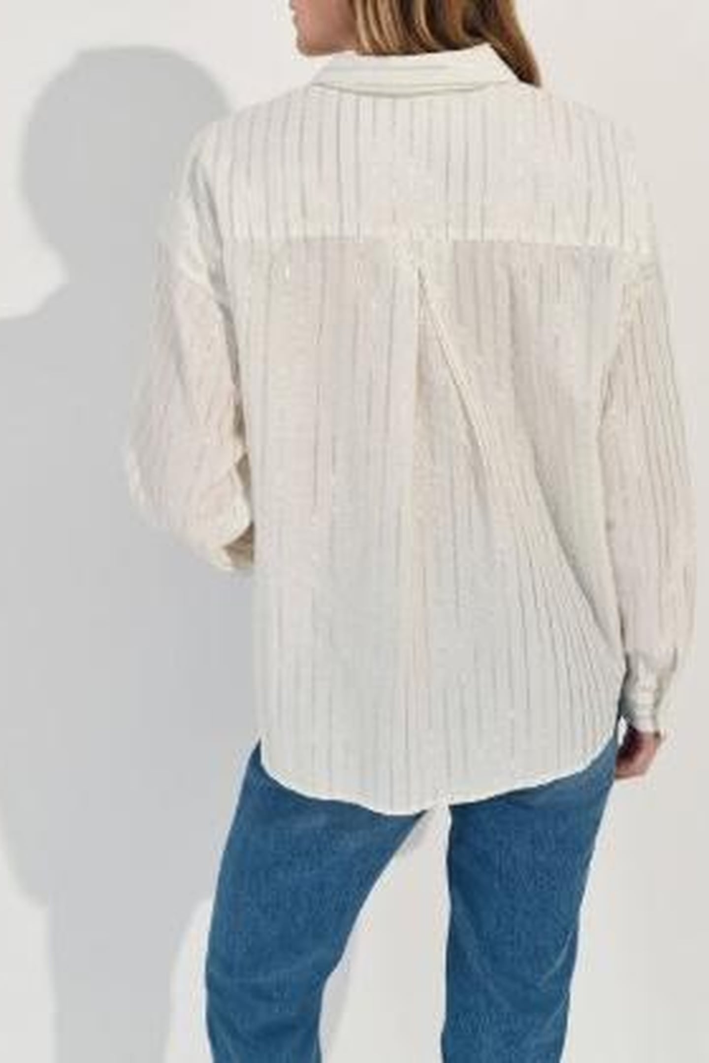 CELESTE - WHITE SHIRT WITH SILVER STRIPE PATTERN 3