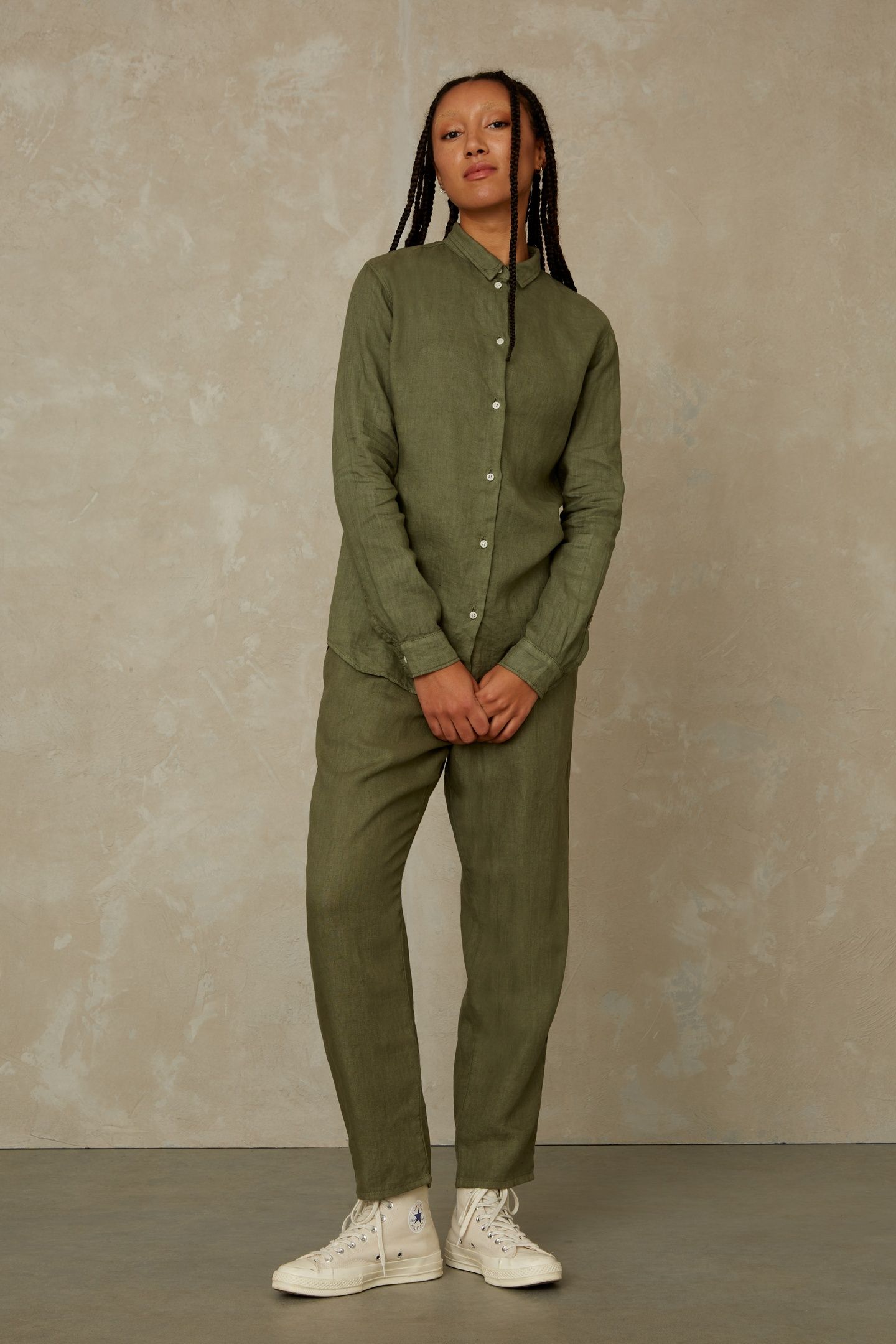 TAJA LEAF GREEN LINEN 1