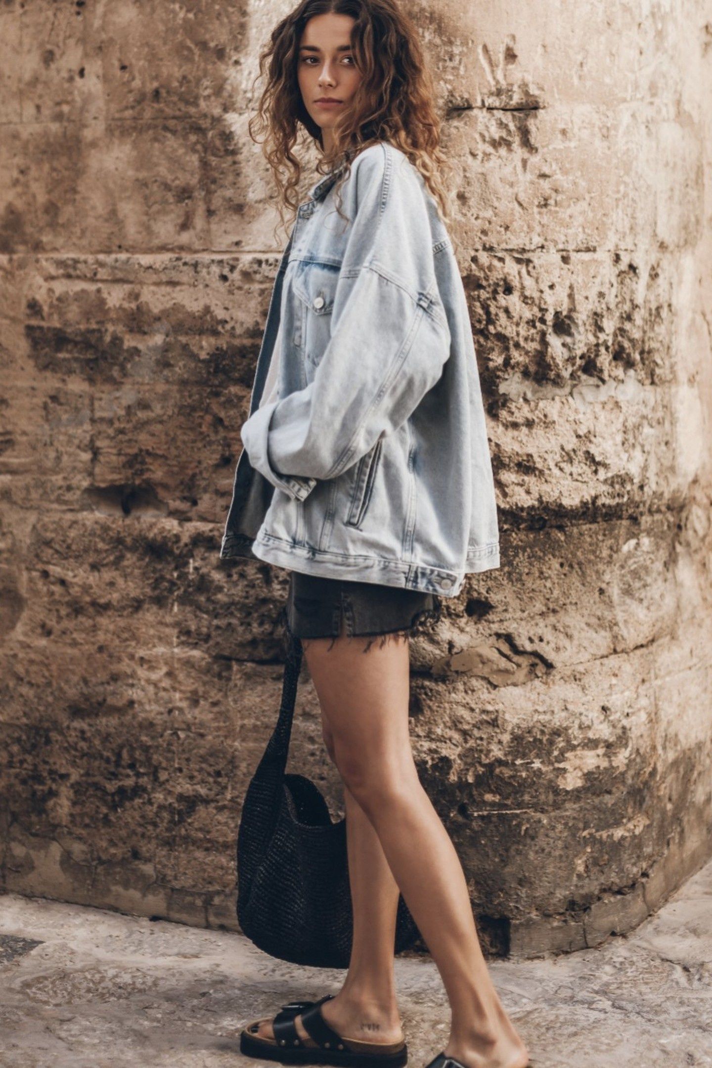 THE BLUE OVERSIZED DENIM JACKET BLUE 2