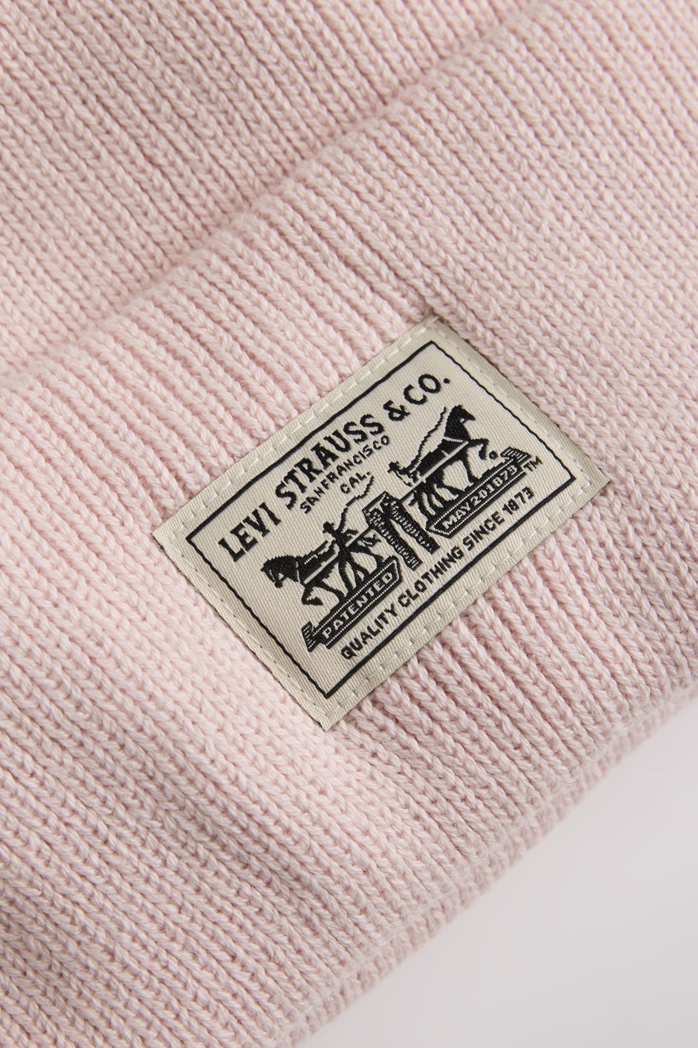 BACKPATCH BEANIE 4