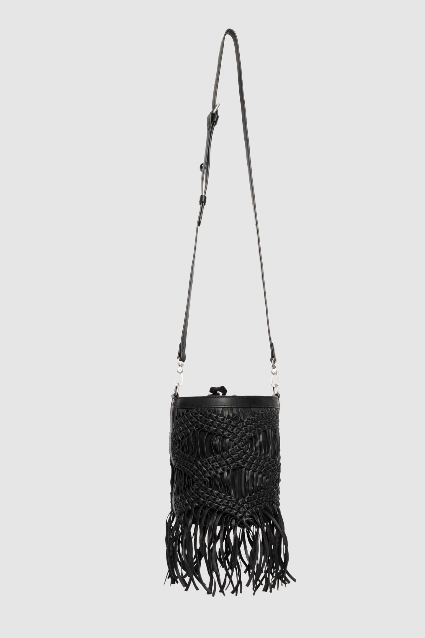 BLACK LEATHER MACRAMÉ-STYLE FRINGED BUCKET BAG 3