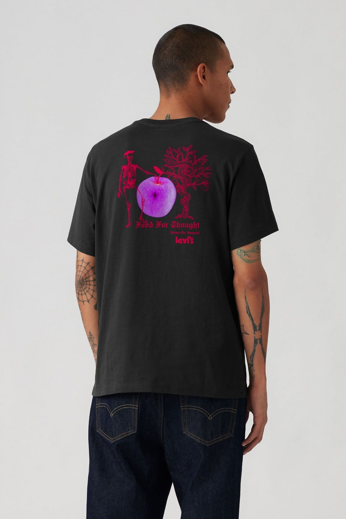 SS RELAXED FIT TEE FRUIT OF KNOWLEDGE 2
