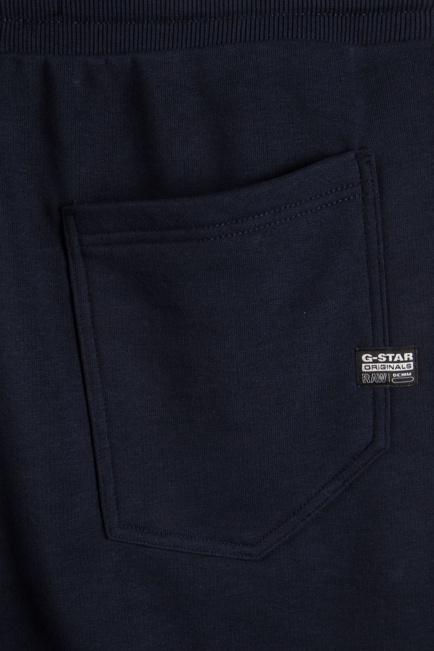 CORE SW SHORT SALUTE 4