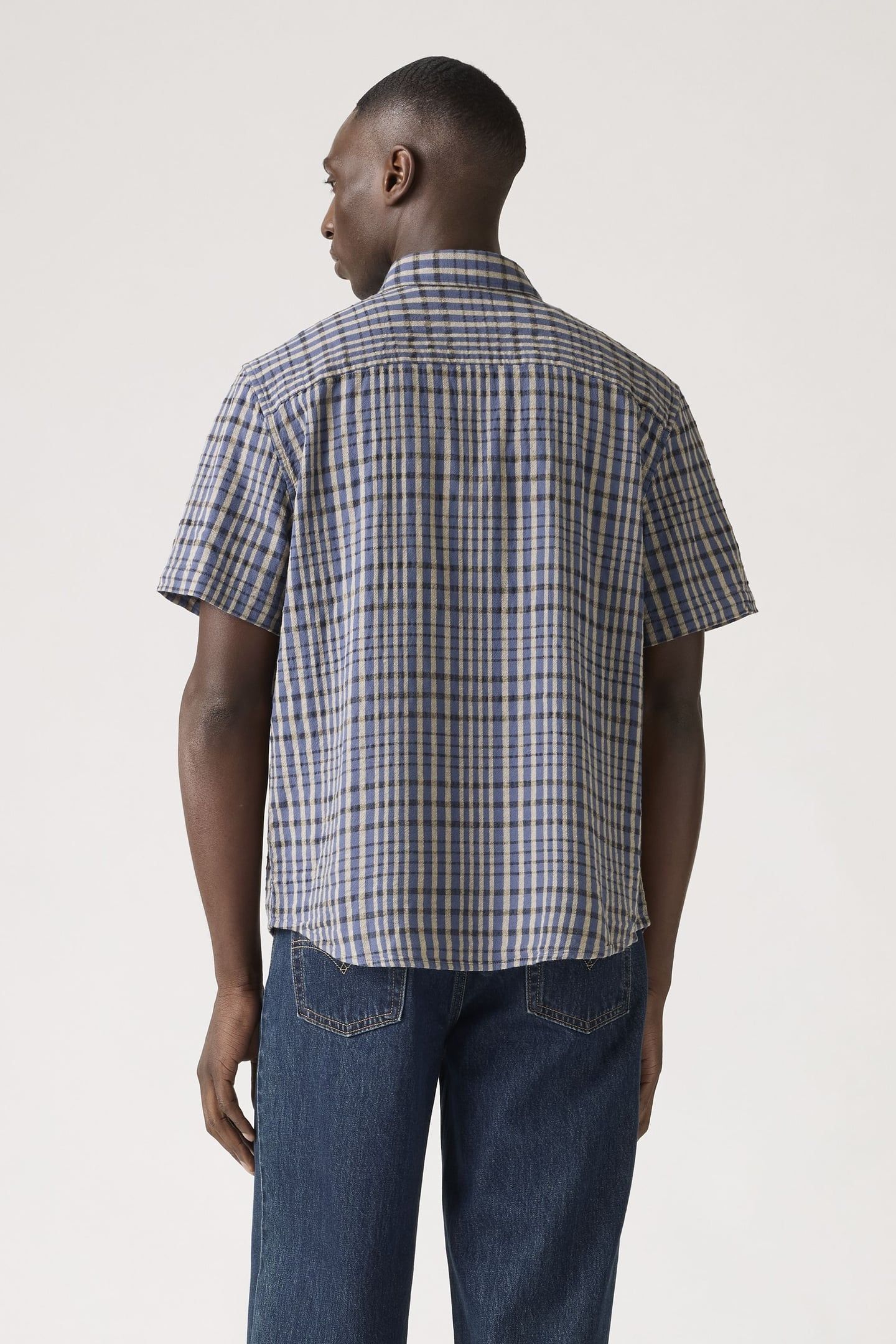 SHORT SLEEVE AUTHENTIC BUTTON-DOWN SHIRT 4