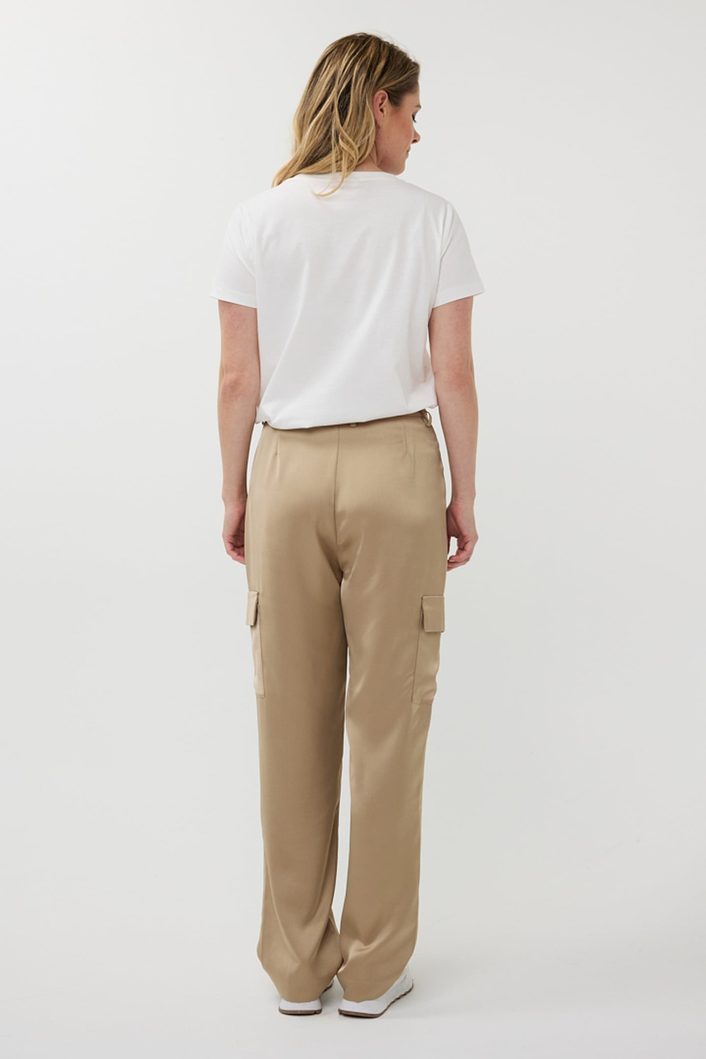 TROUSERS CARGO SATIN GOLD 3