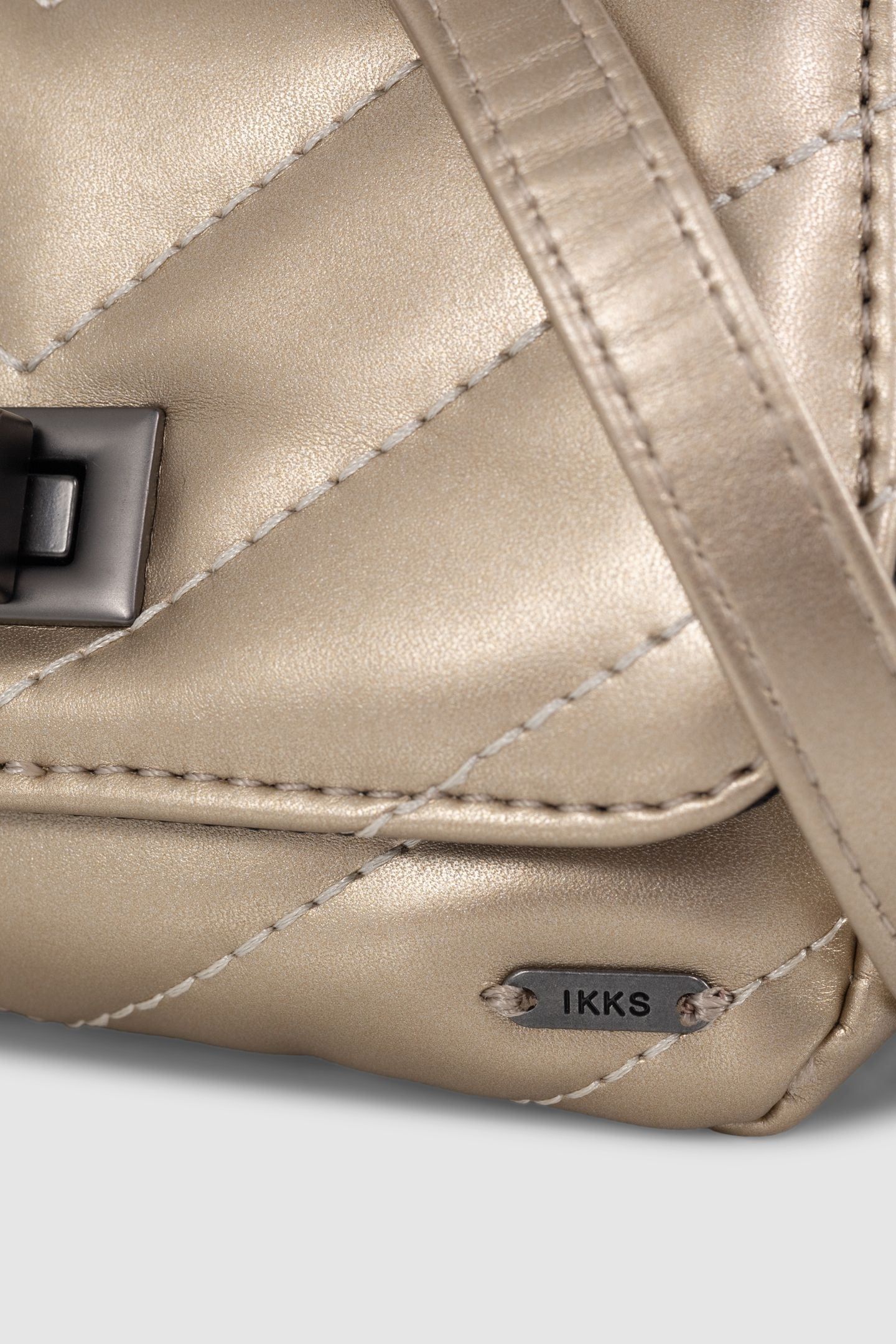 GOLD QUILTED BAG 5