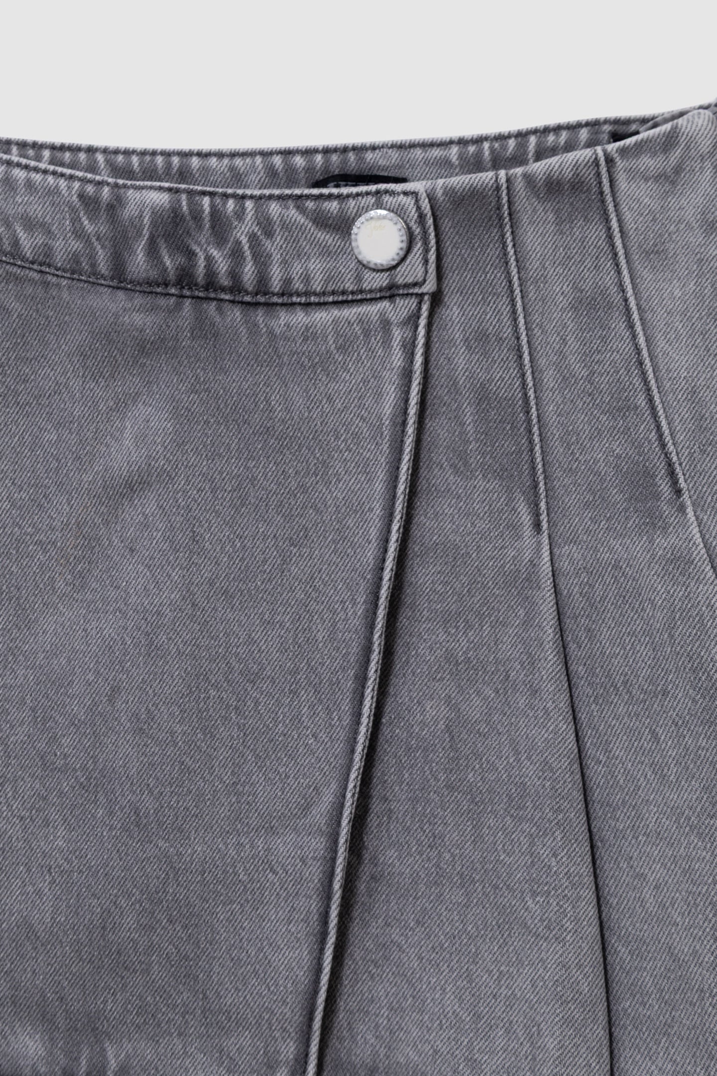 GREY SIDE-PLEATED DENIM SKIRT 3