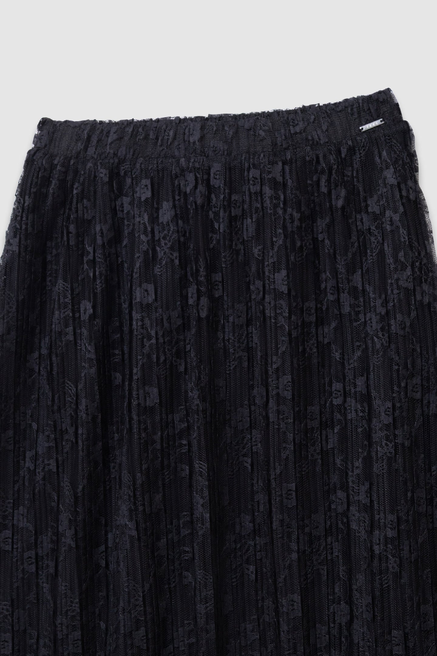 LONG BLACK PLEATED LACE SKIRT 2