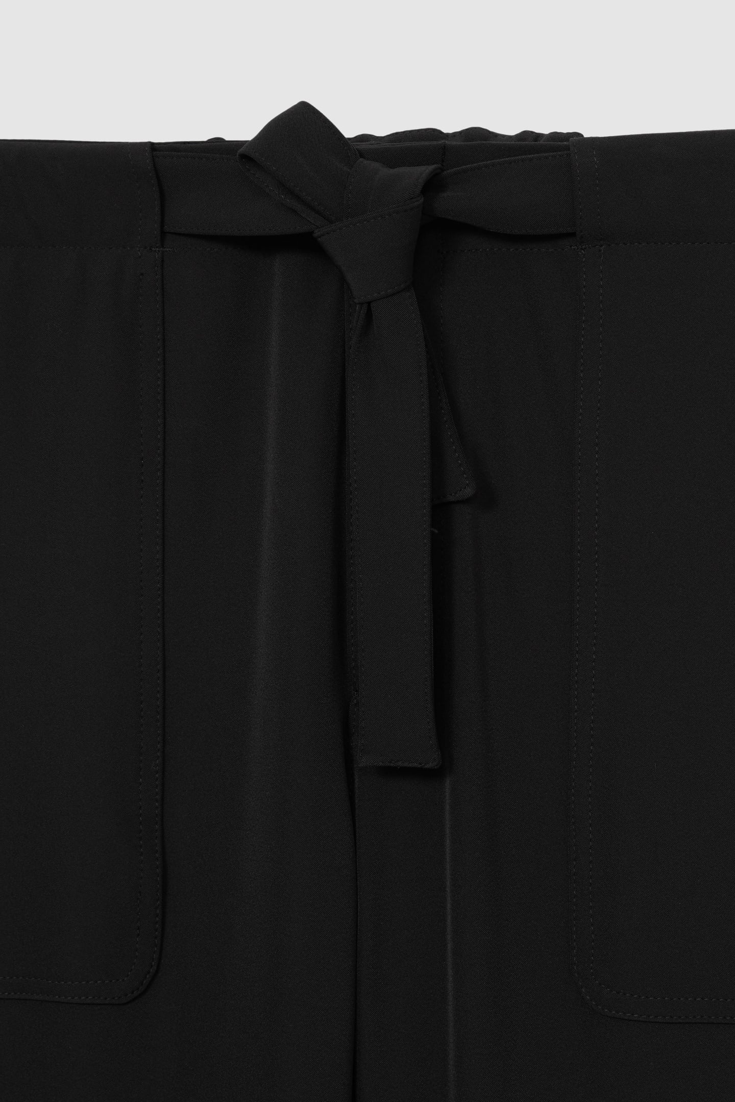 RELAXED BELTED TECHNICAL TROUSER BLACK 5