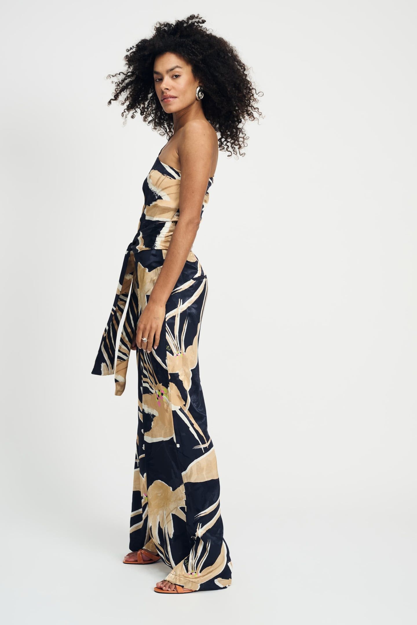JUMPSUIT - ONE SHOULDER ARTISAN SAND 6