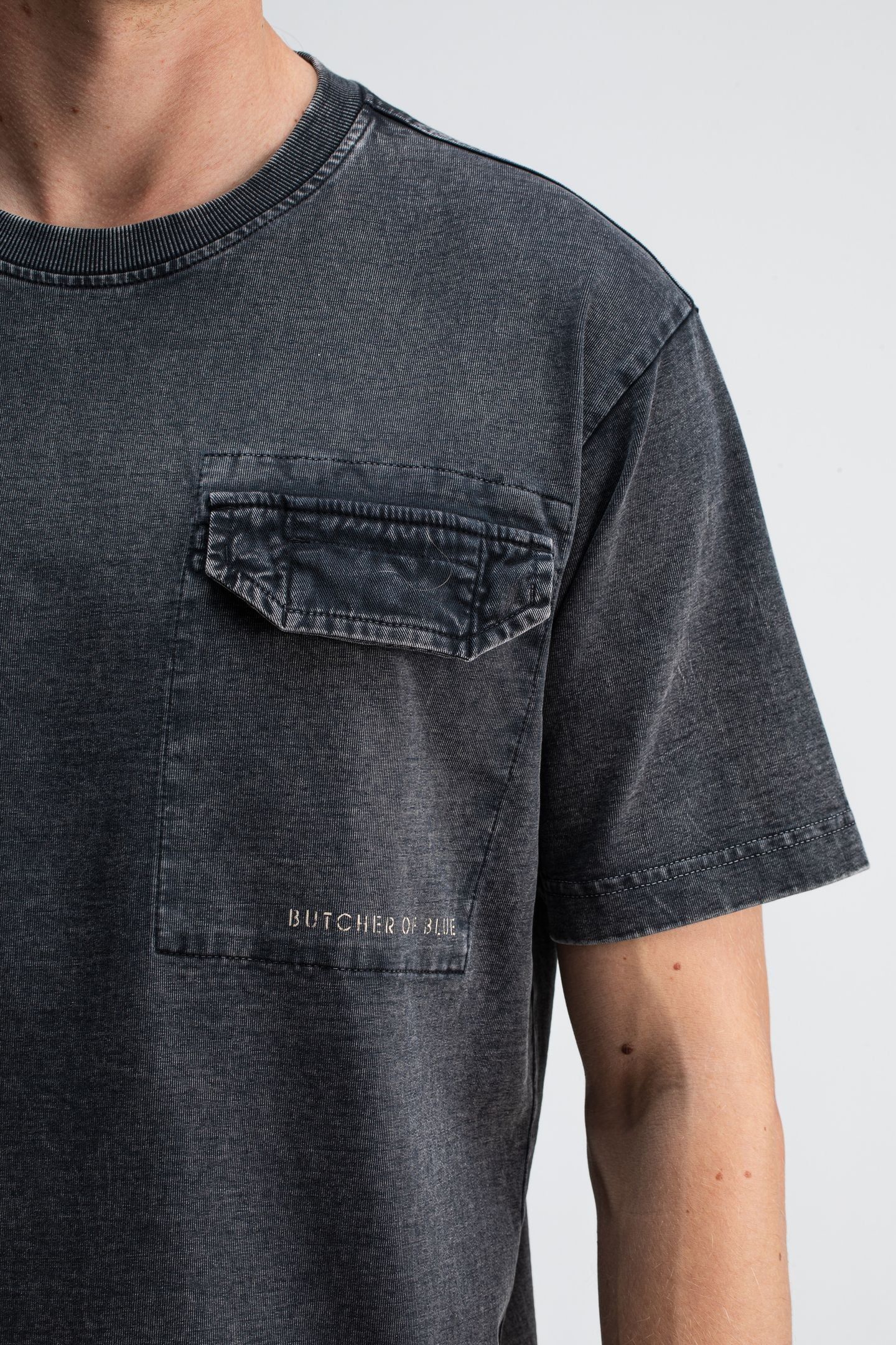 ARMY POCKET TEE MONTEGO BLACK VD 5