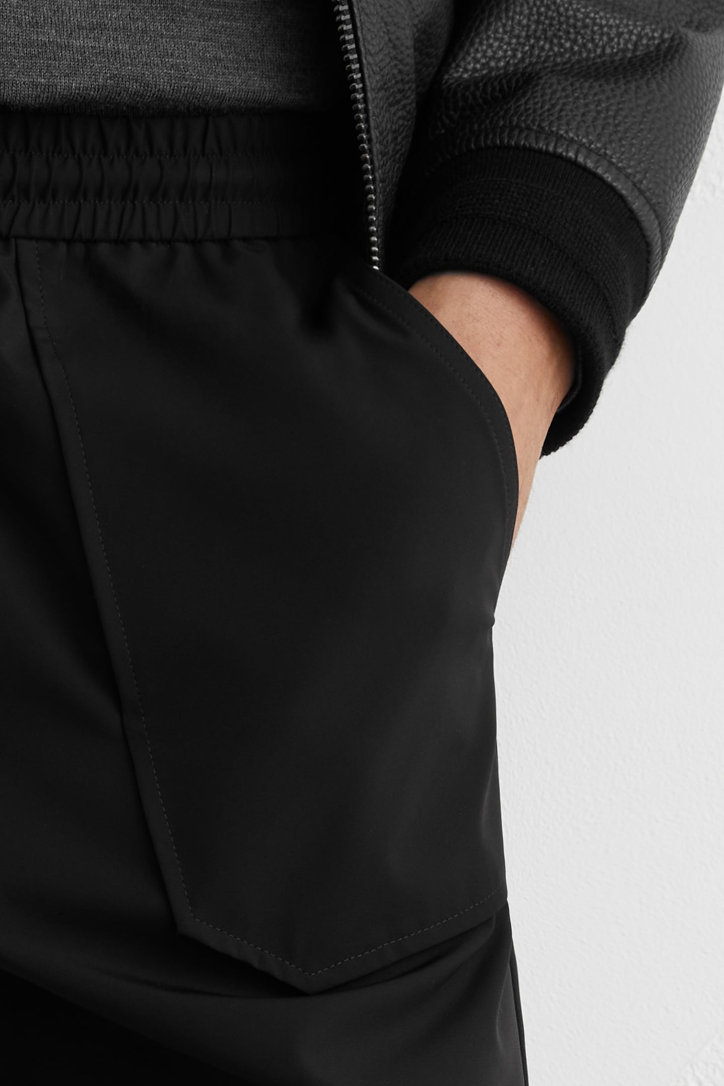 TECHNICAL CUFFED TROUSER BLACK 6