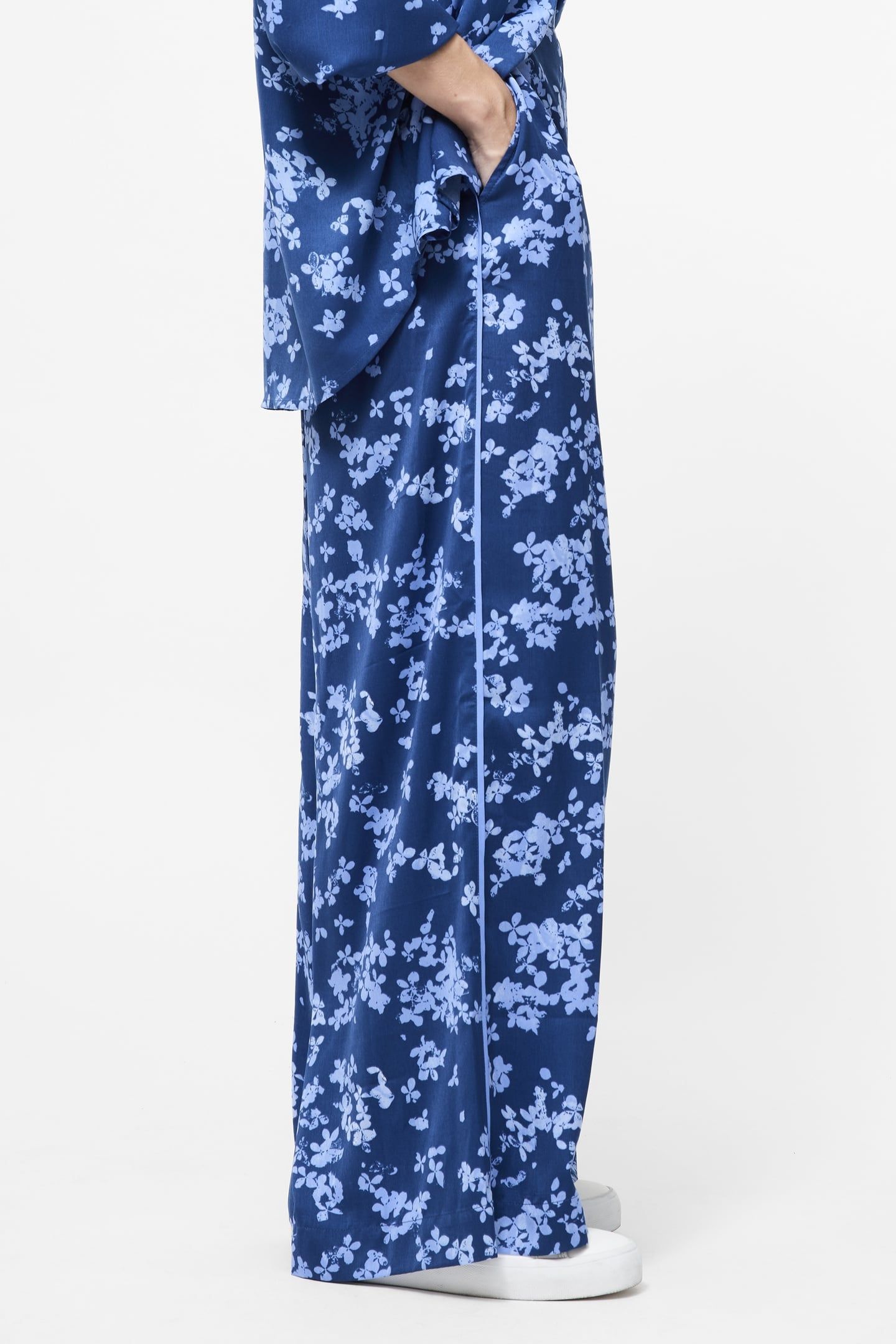 ISLA CELAYA STRAIGHT TROUSER BLUE MULTI 3