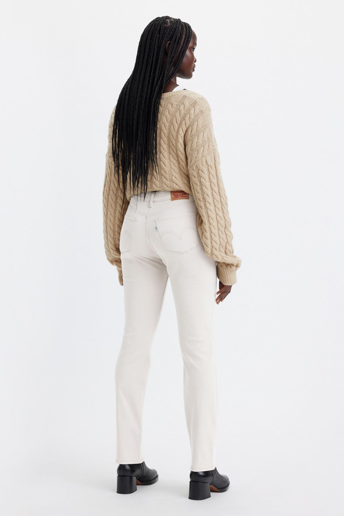 CLASSIC STRAIGHT SIMPLY WHITE 2
