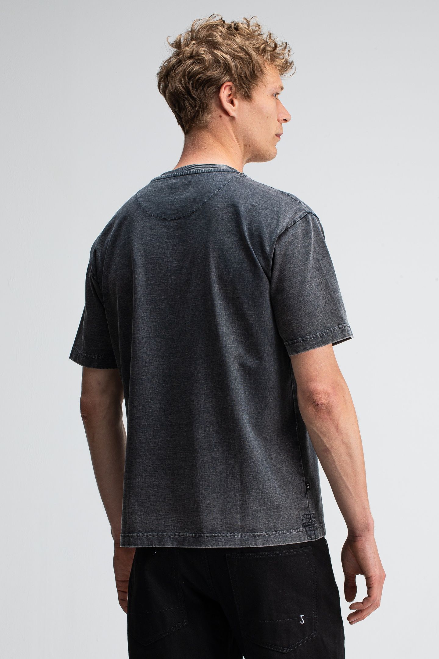 ARMY POCKET TEE MONTEGO BLACK VD 2