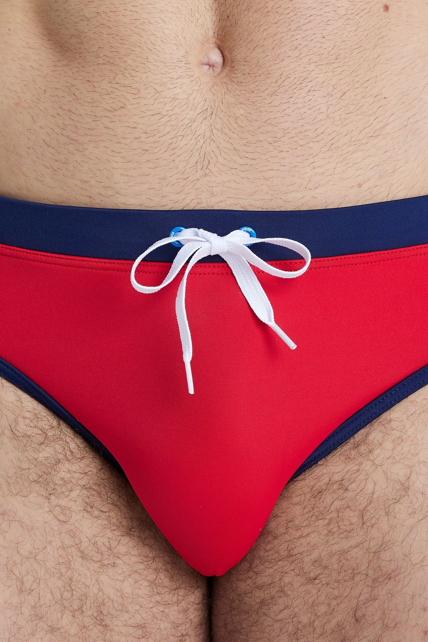 M FUNDAMENTALS BORDERS BRIEF RED-NAVY 9
