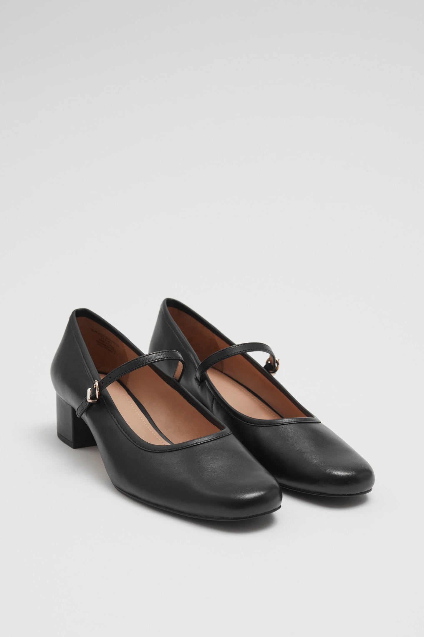 CATHIA PUMP BLACK 2