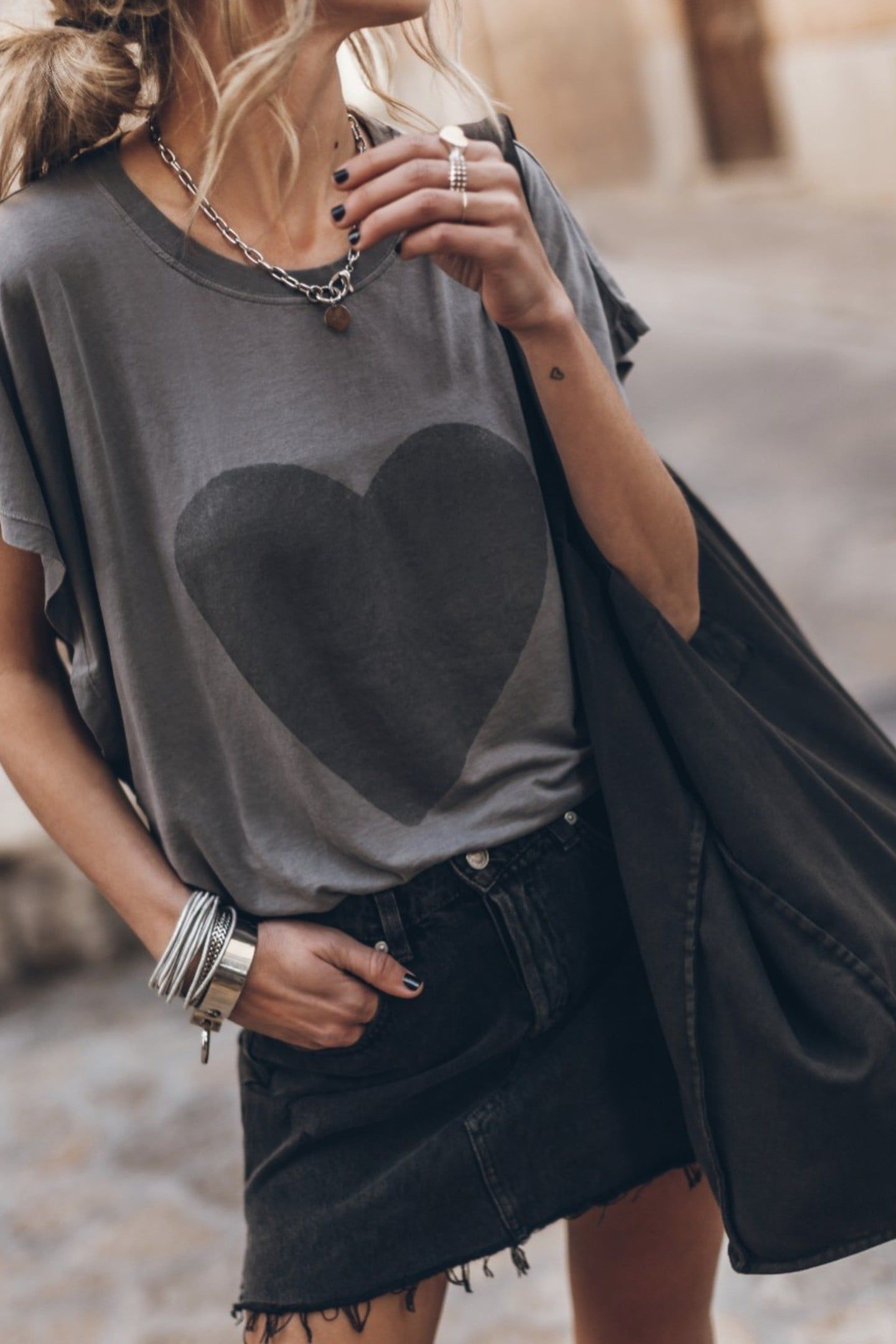 THE CHARCOAL CANVAS BAG BLACK 5