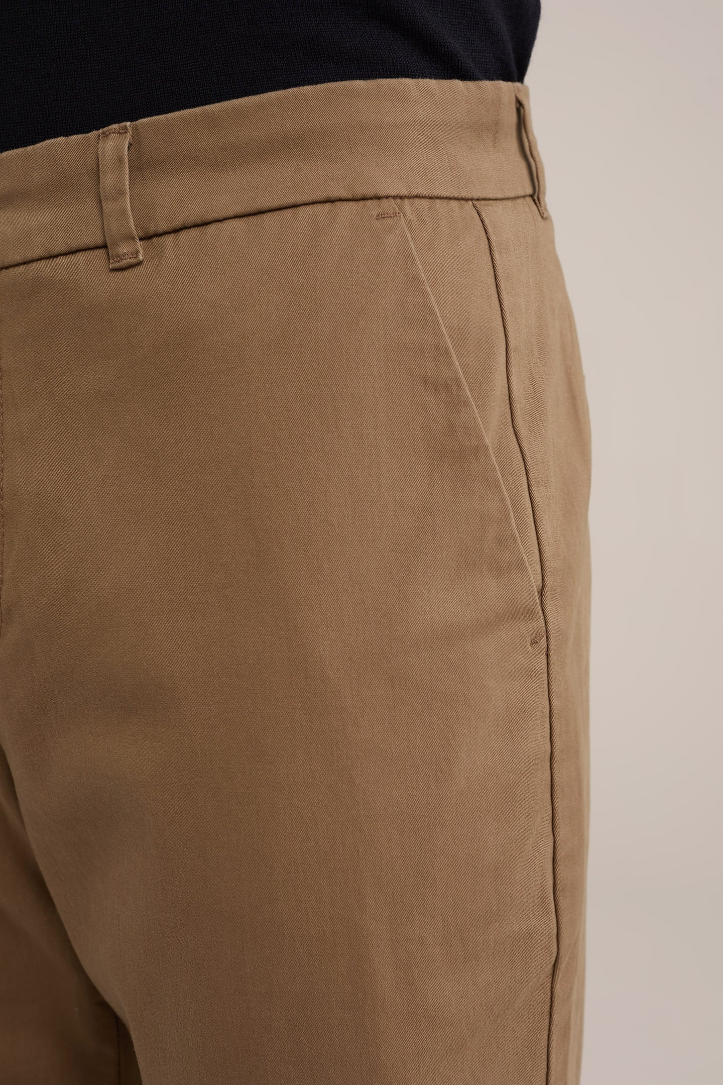 CHINO LIGHT BROWN 5