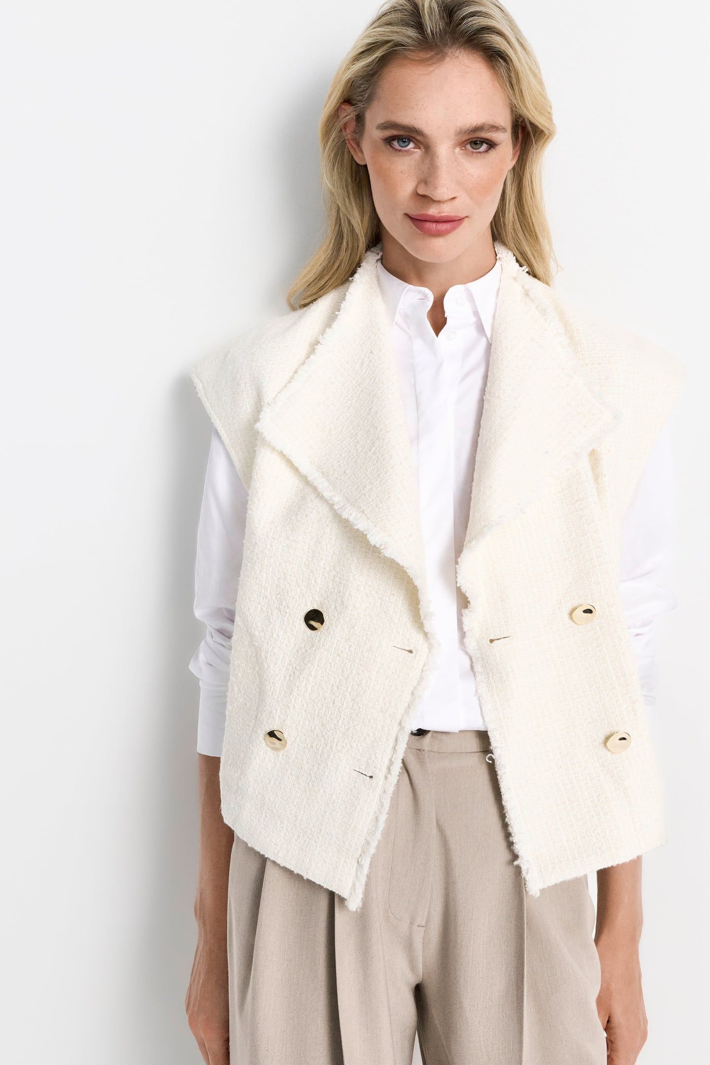 BOUCLE WAISTCOAT OVERSIZED PEARL WHITE 2