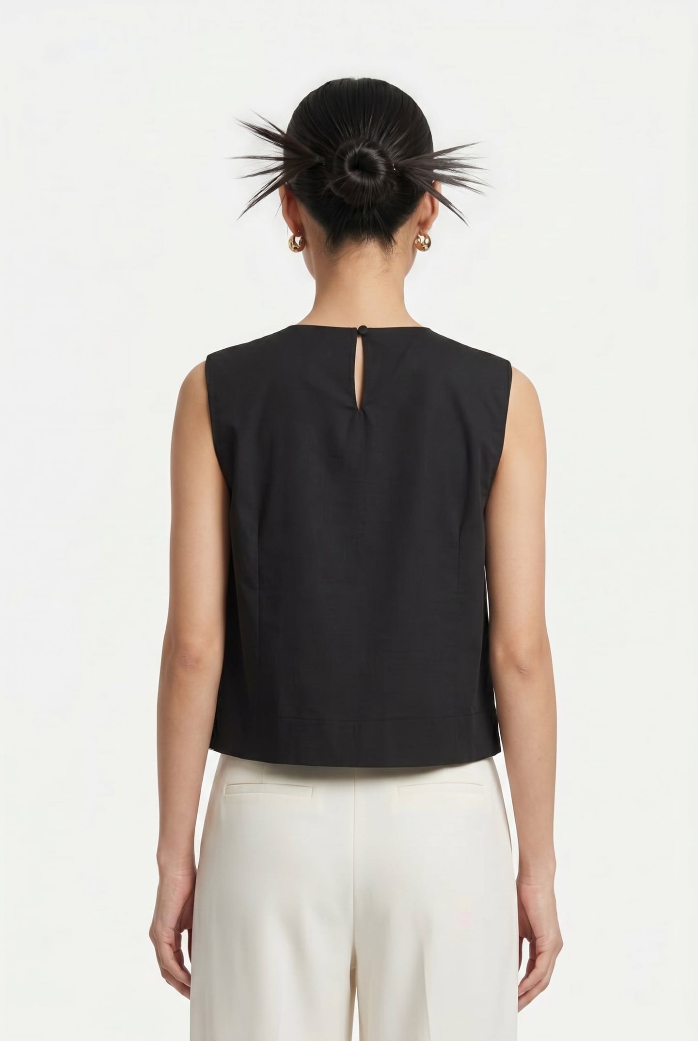 NOUS SOMMES LABELS – MIRA SL TENCEL TOP BLACK 5
