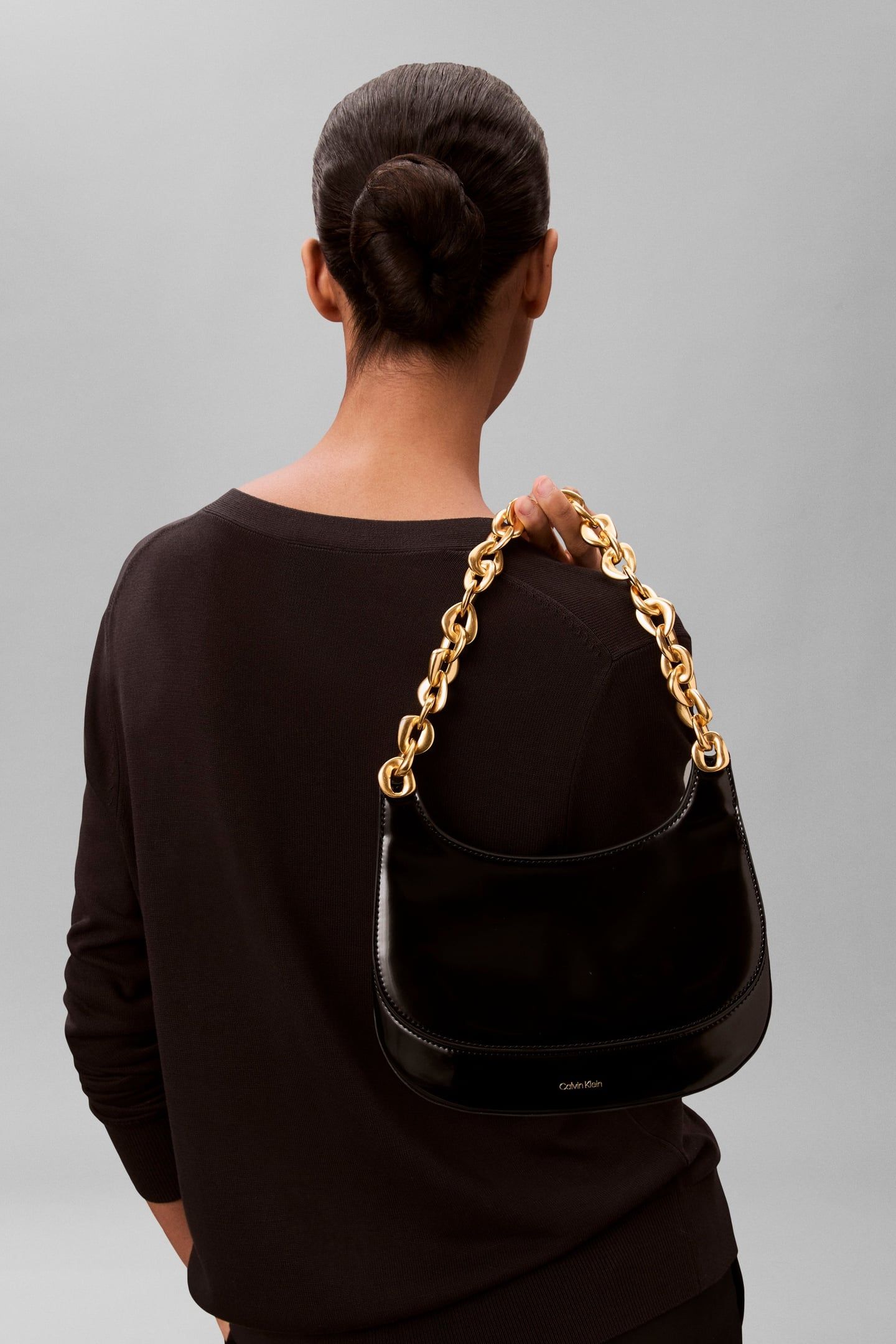 CHAIN SHOULDER BAG BLACK 2