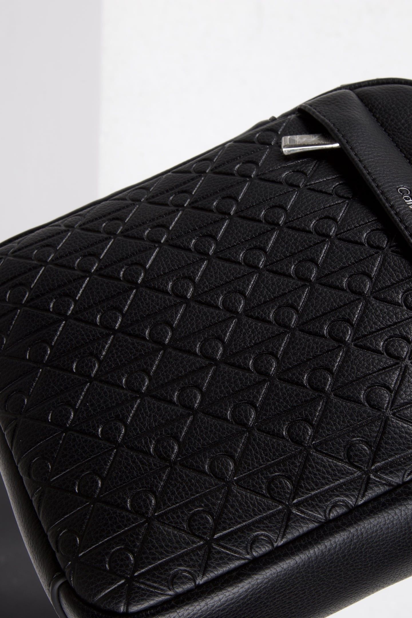 EMBOSSED EMBLEM CROSSOVER BAG BLACK 6