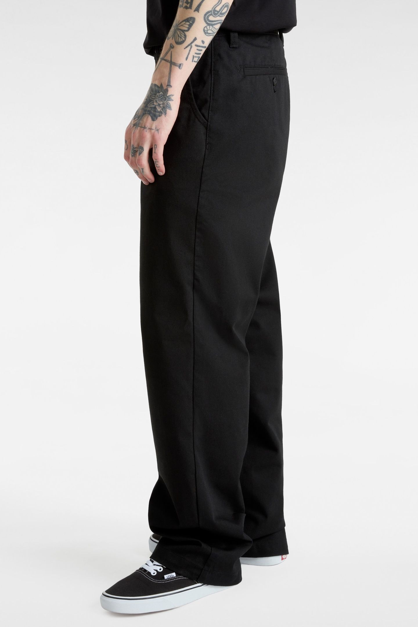 AUTHENTIC CHINO LOOSE PANT BLACK 2