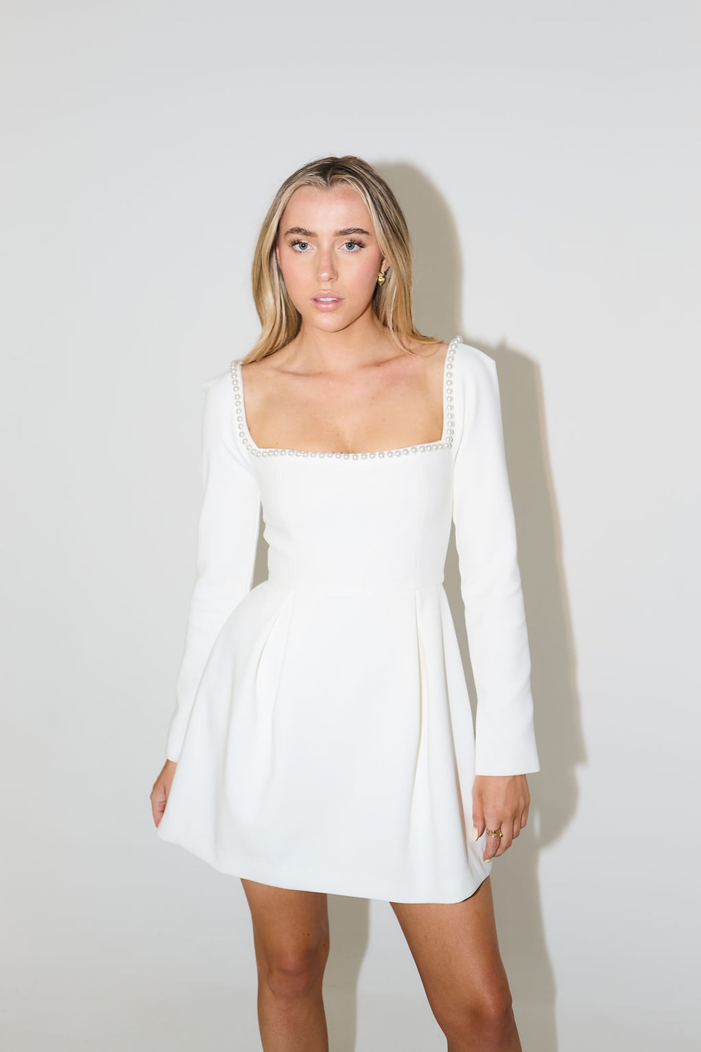 PEARL DRESS WHITE 5