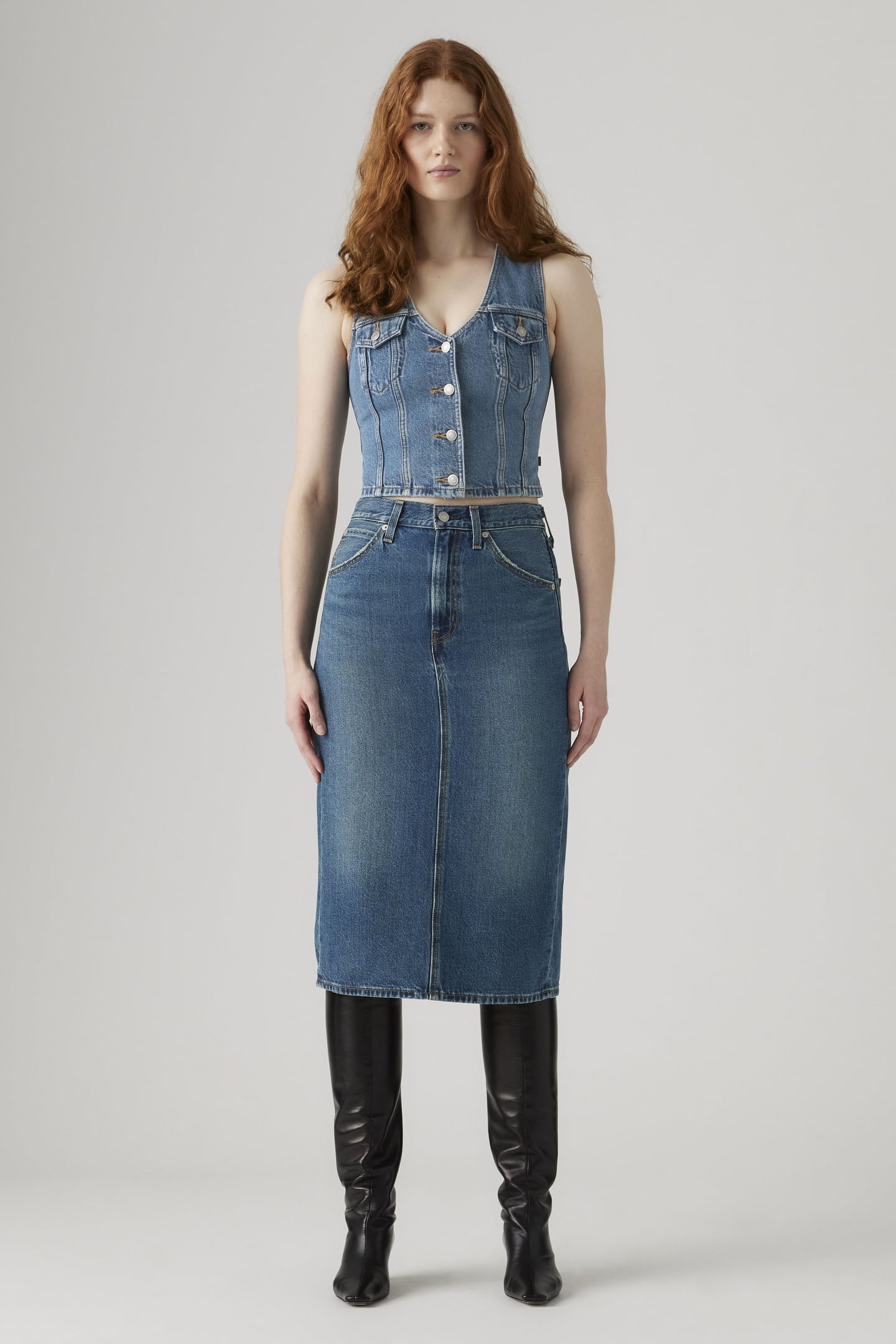 HIGH RISE BACK SLIT SKIRT 4