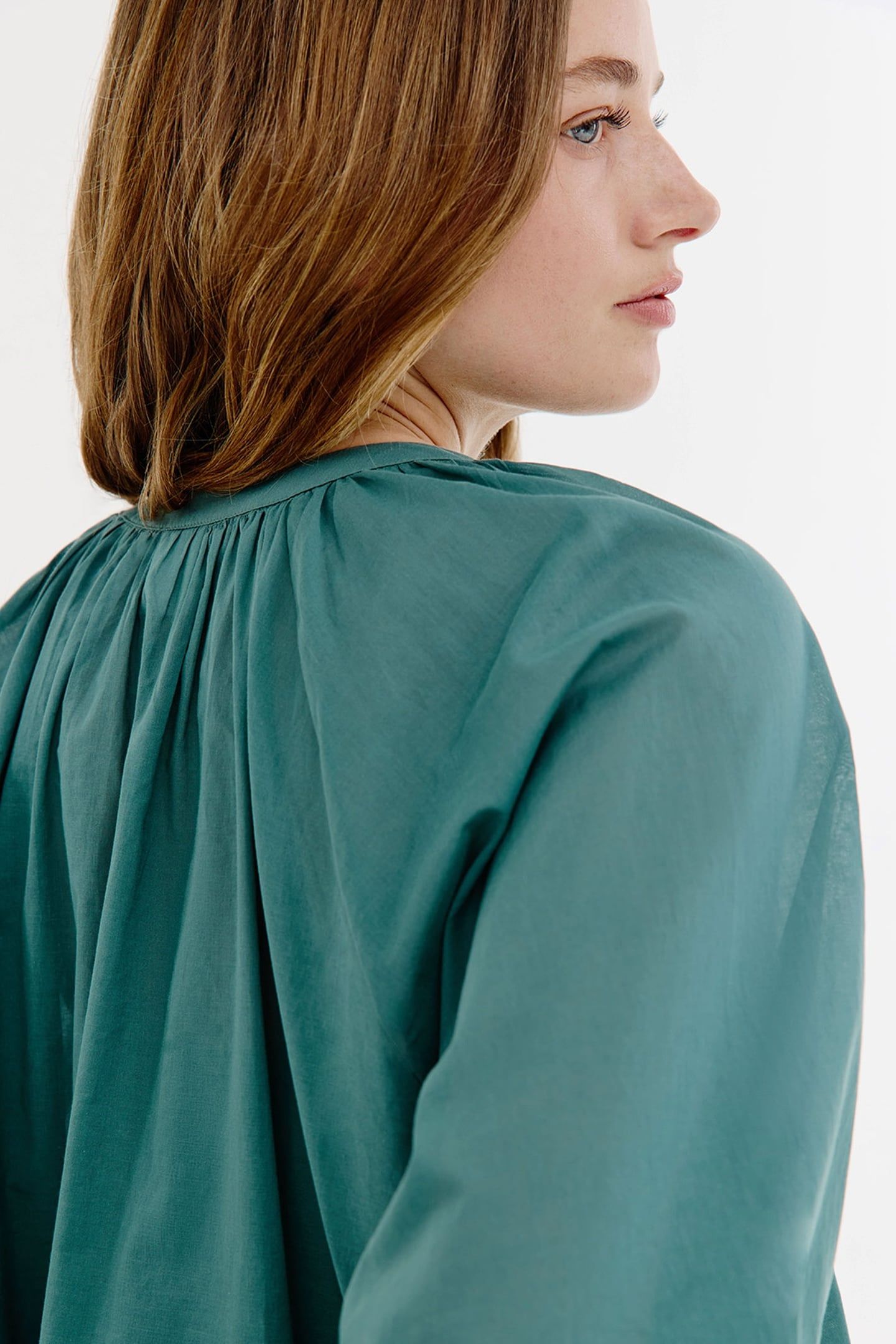 BROOKLYNN BLOUSE DARK GREEN 6