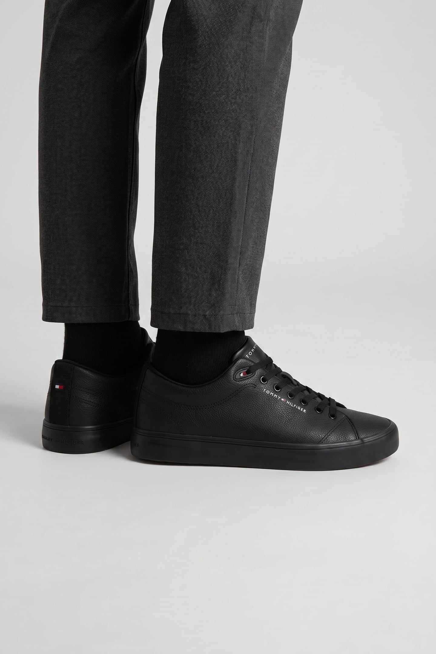 LOGO TRAINERS WITH LEATHER TRIPLE BLACK 2