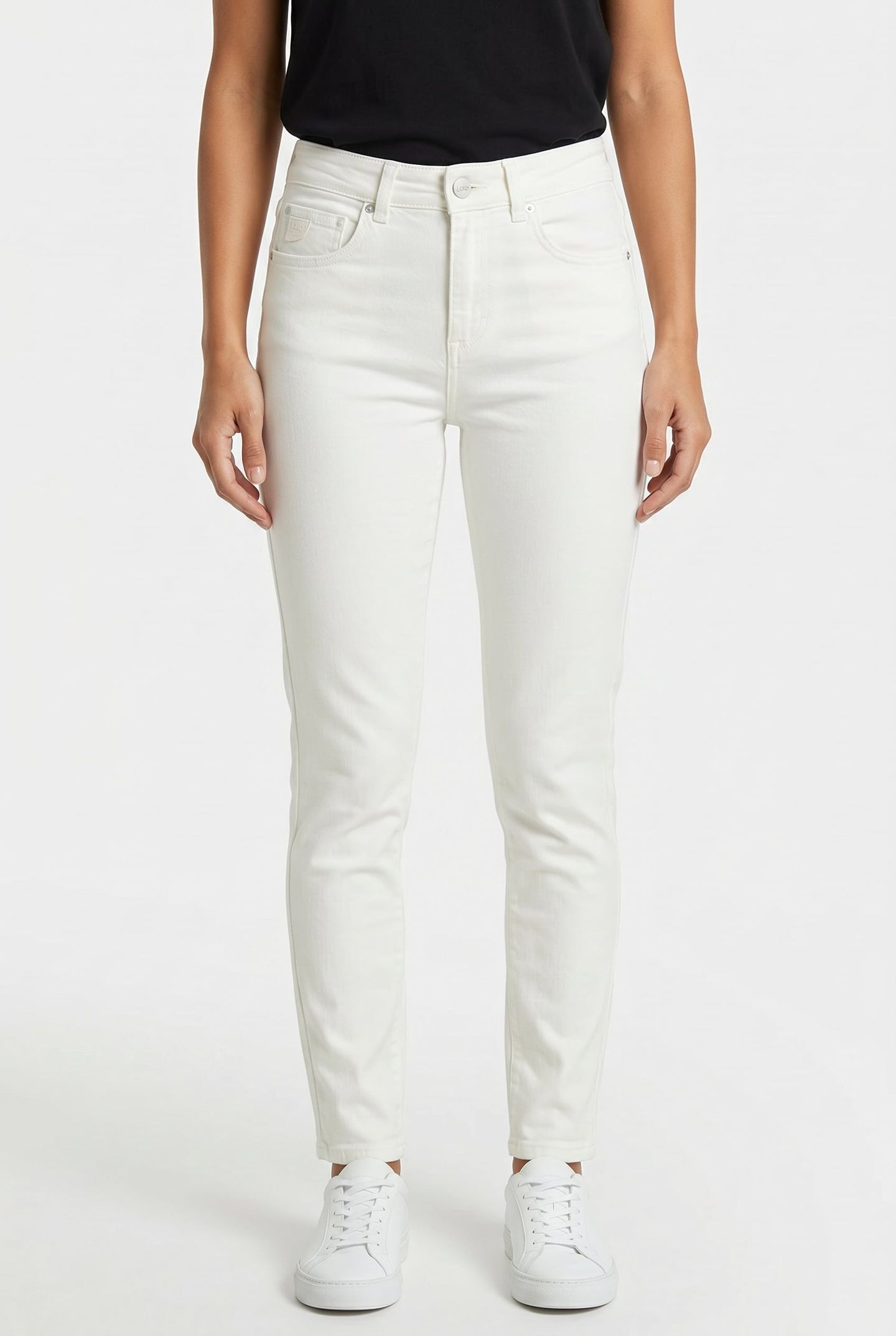 CELIA WHITE DENIM WHITE DYE 1