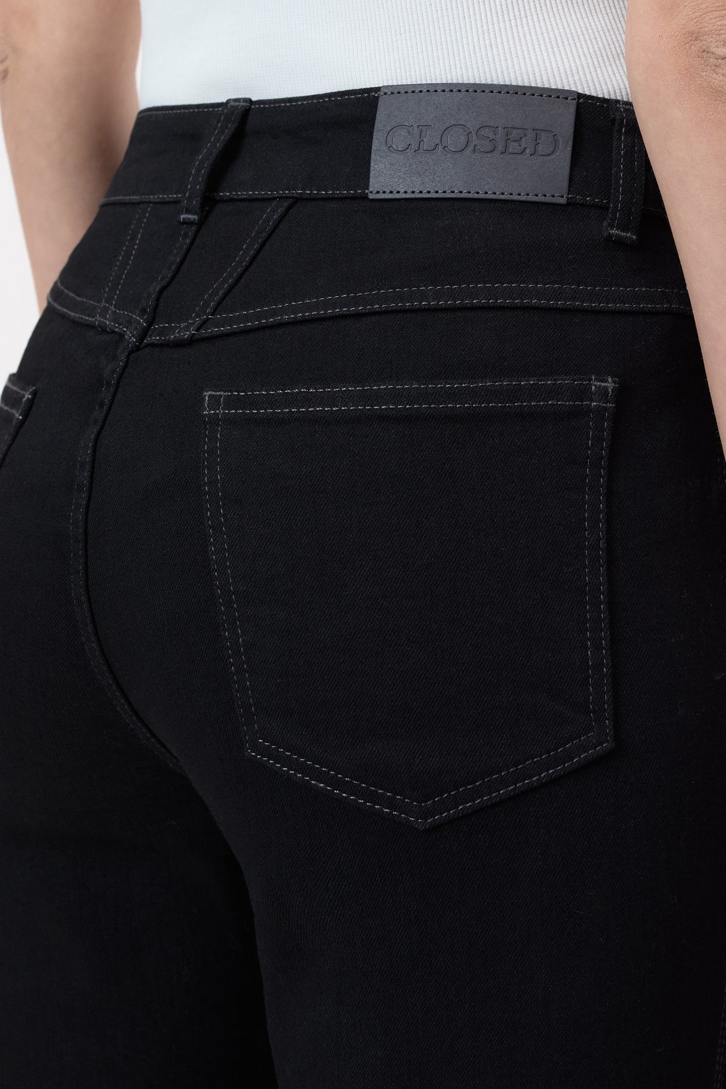 PEDAL PUSHER BLACK 5