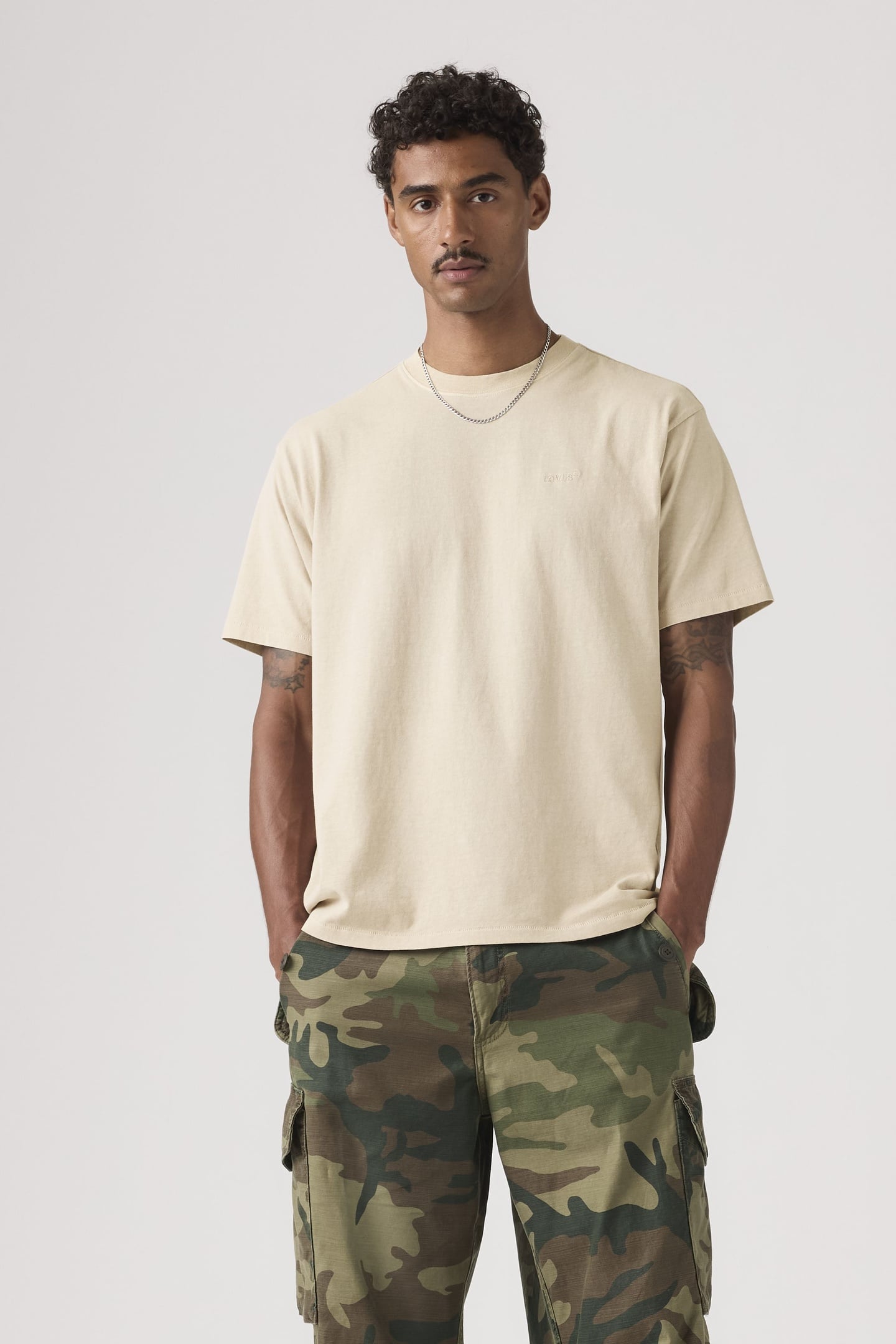 RED TAB VINTAGE TEE 1