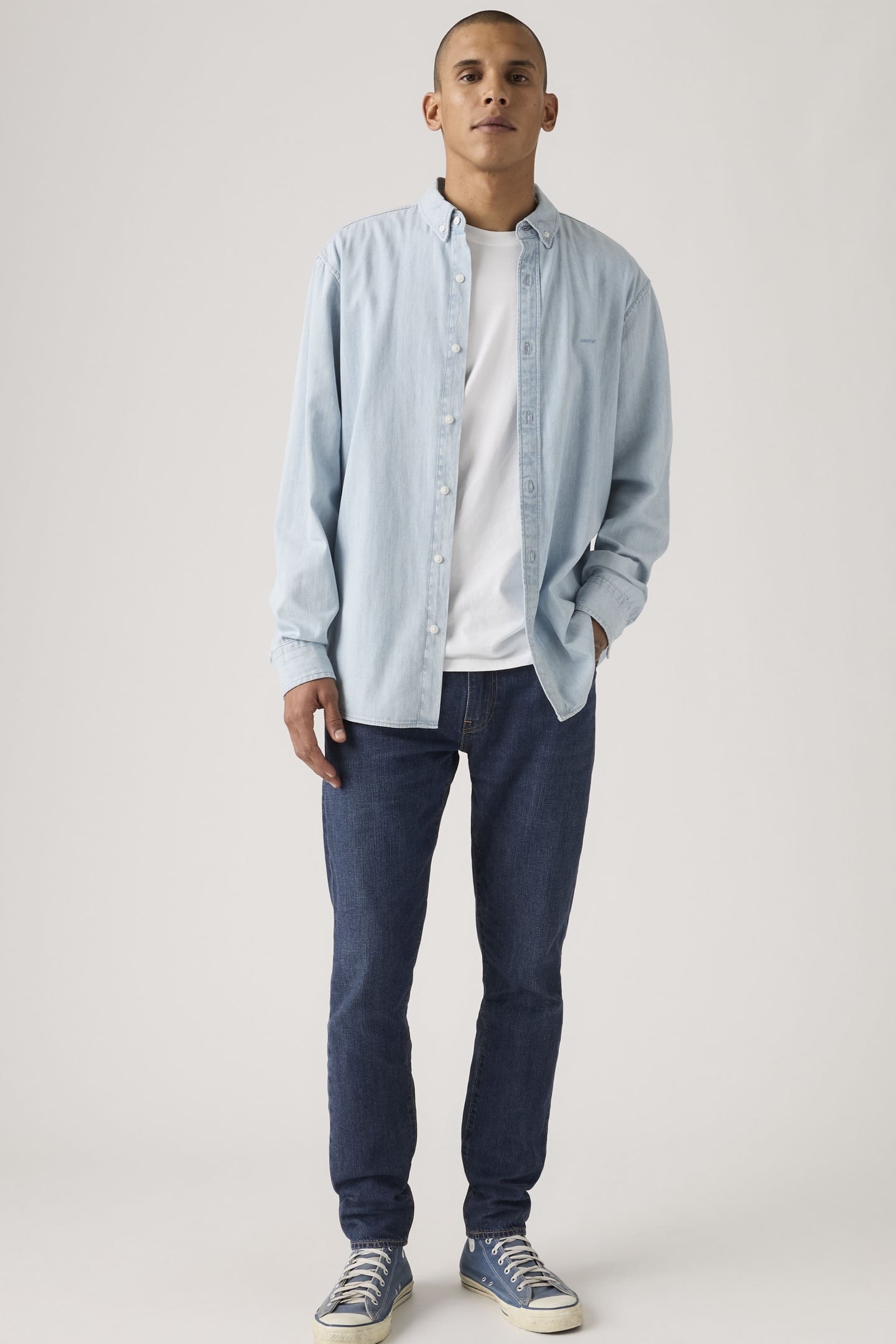 512™ SLIM TAPER LIGHTWEIGHT JEANS 2