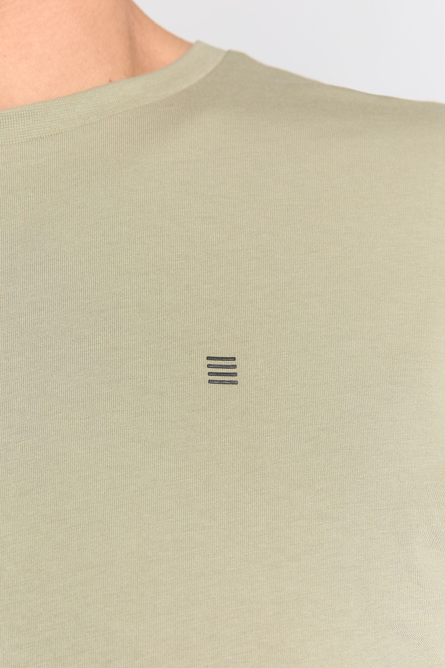 T-SHIRT CREWNECK SOLID BASIC LIGHT MOSS 7