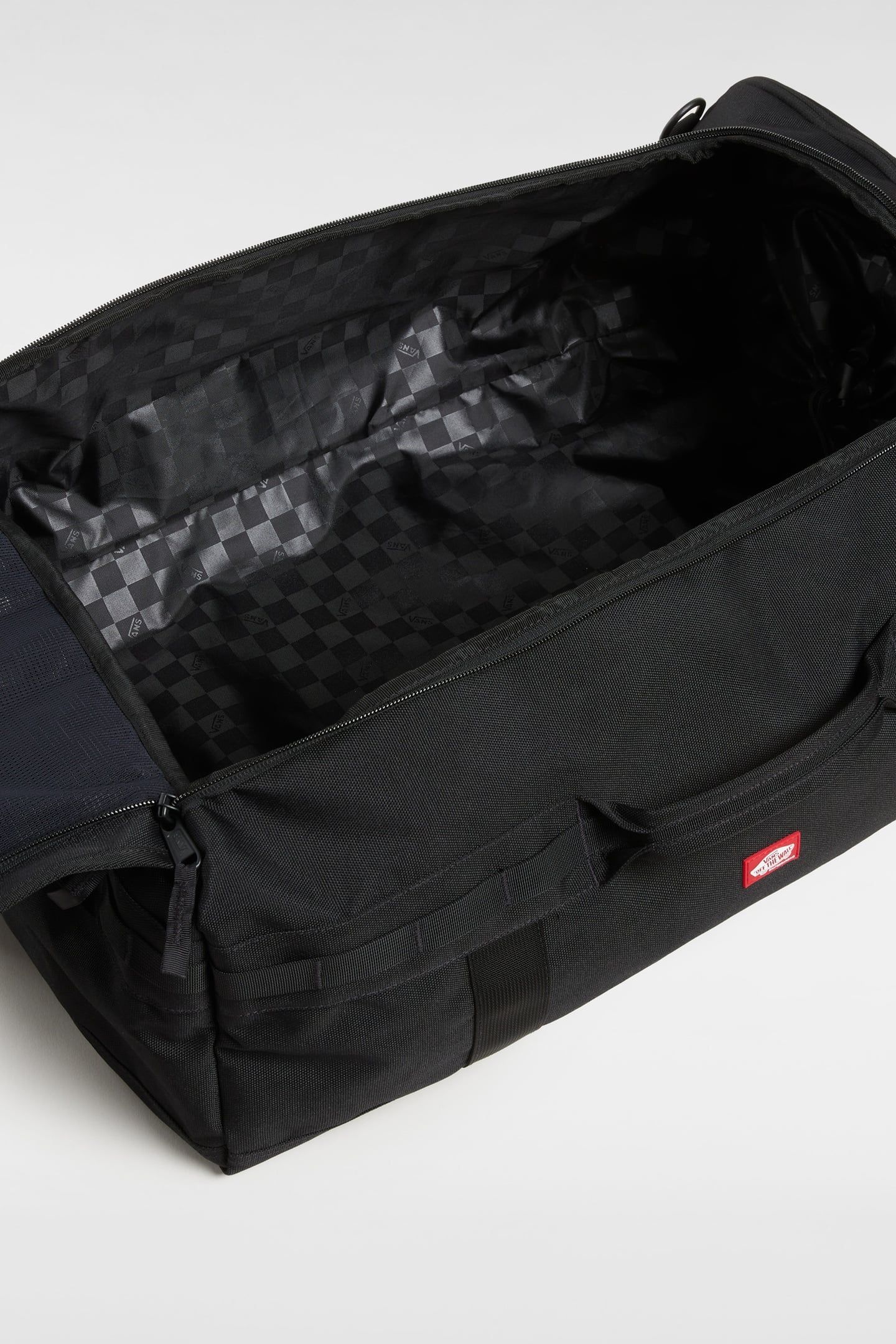UNISEX SKATE OVERNIGHT PACK BLACK 9