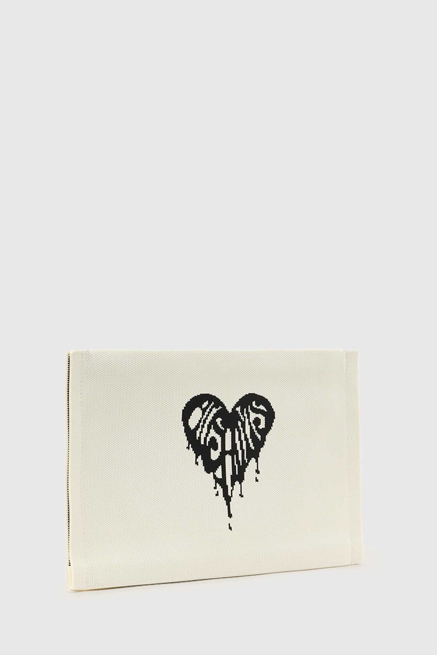 IZZY HEART CLUTCH WHITE 3