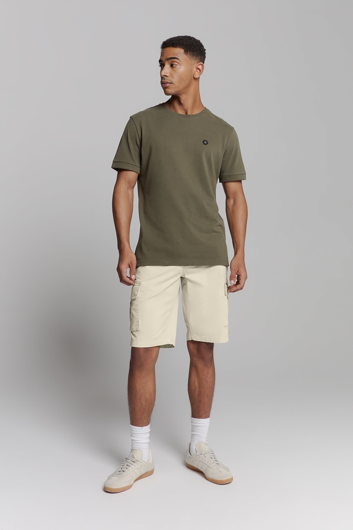 SHORT CARGO GARMENT DYED + STONE WASHED STRETCH CEMENT 1