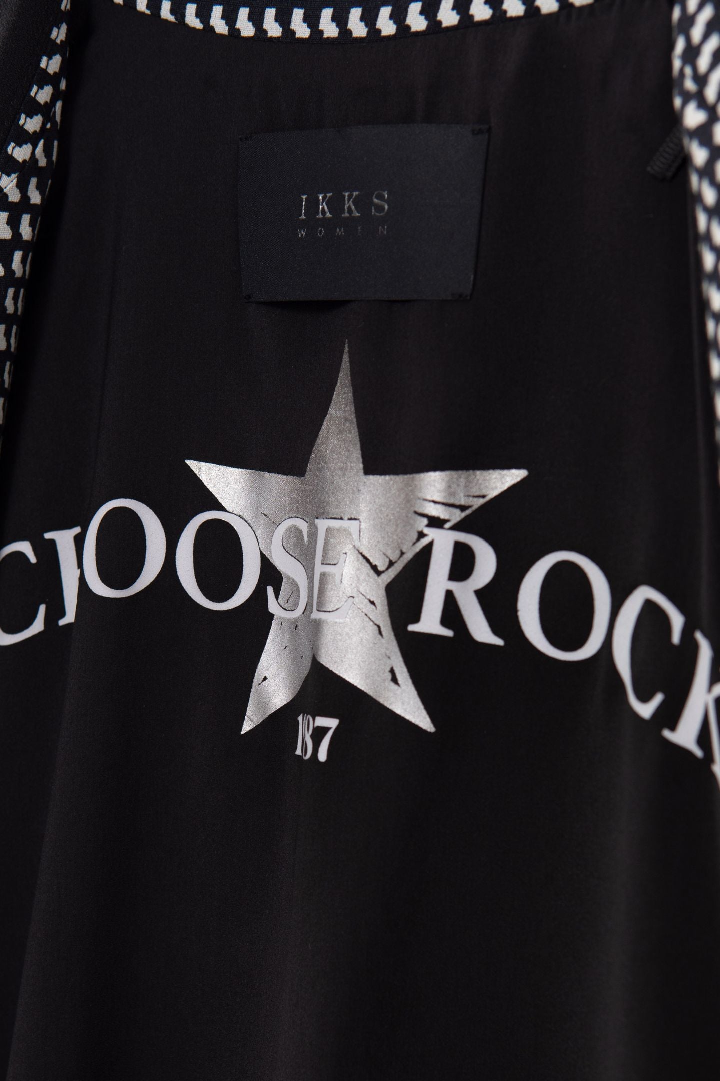 BLACK LENZING™ ECOVERO™ KNIT GRAPHIC SUIT JACKET 6