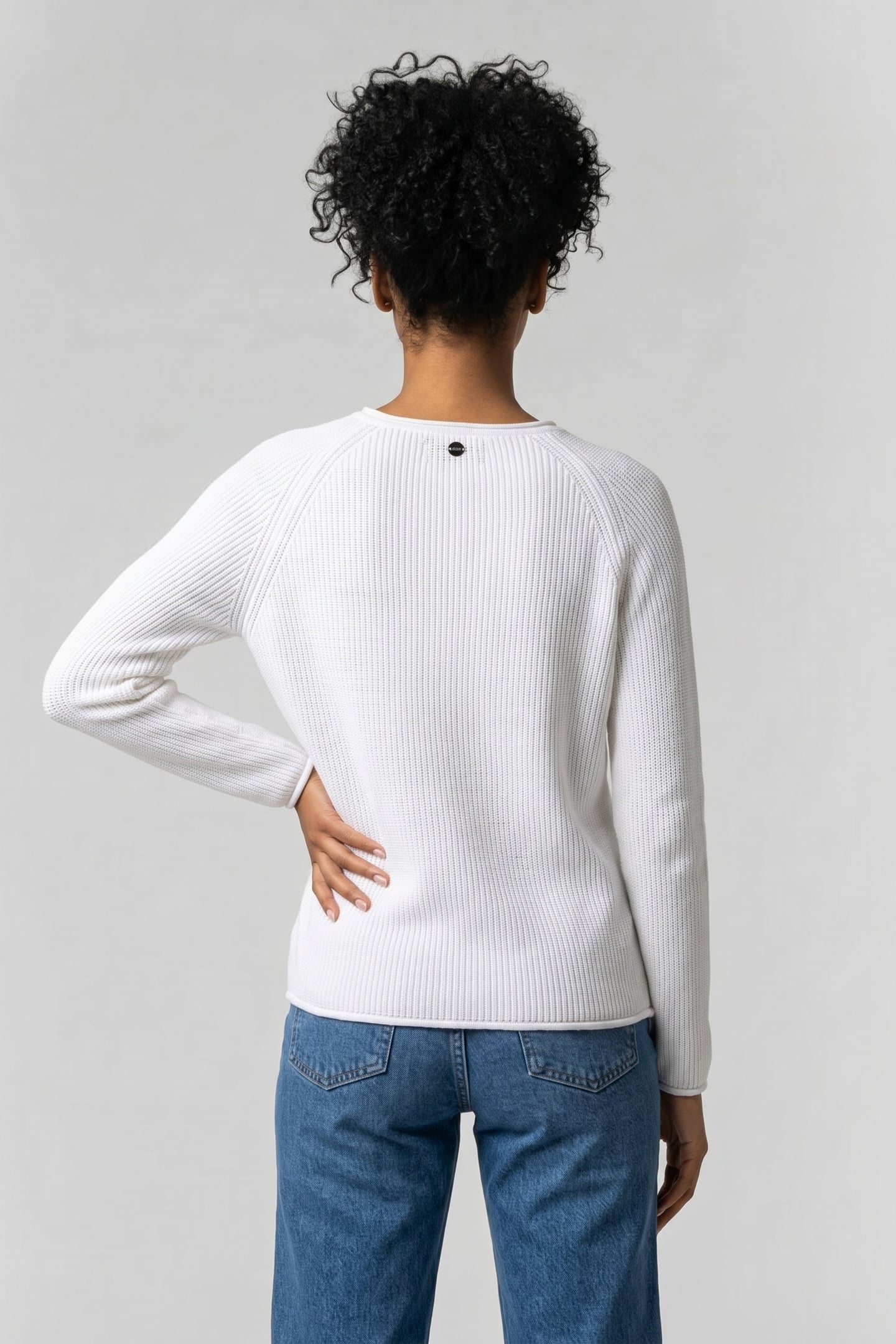 SEAMLESS CREW-NECK HALF CARDIGAN PEARL WHITE 2