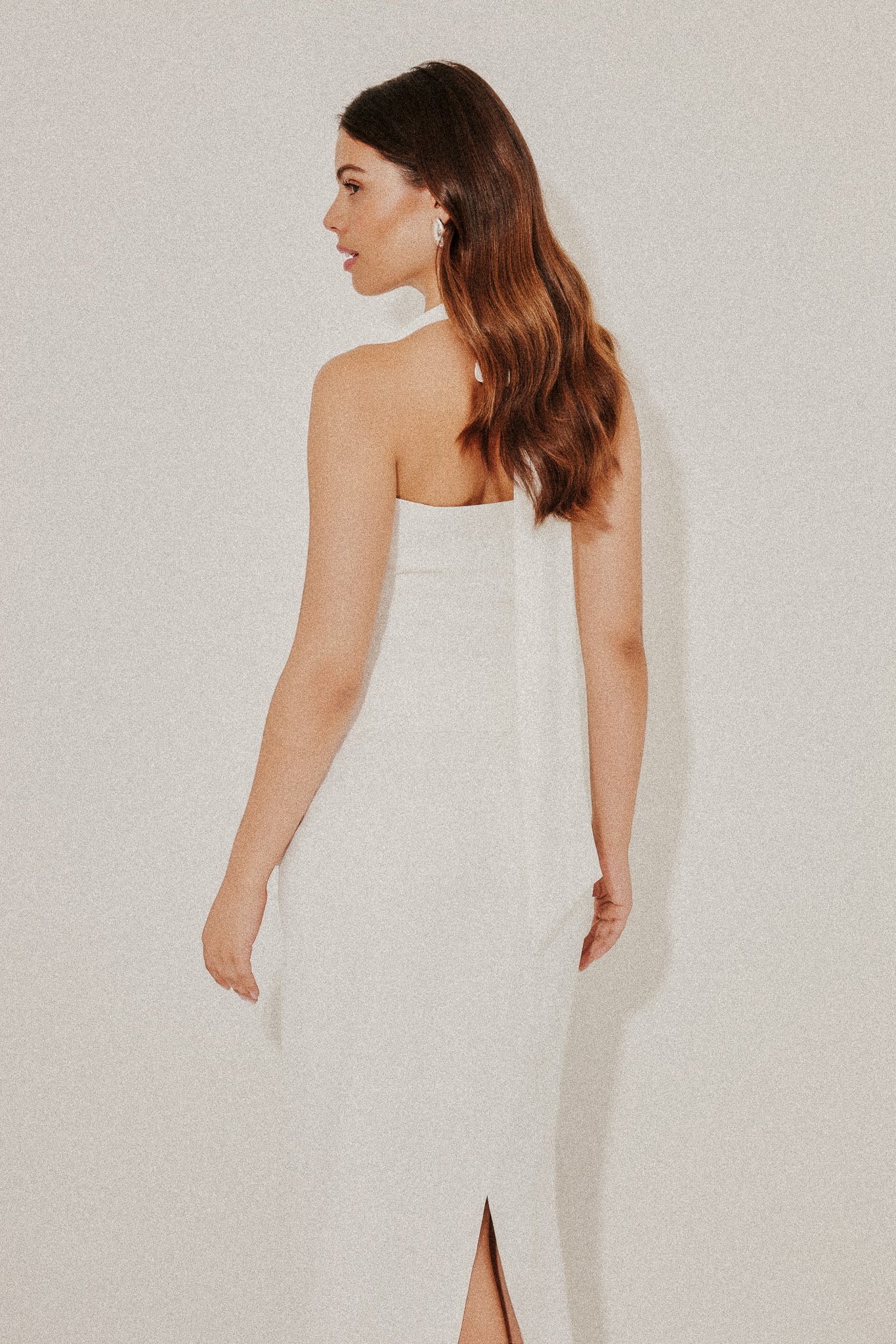 V-NECK TOP WHITE 2