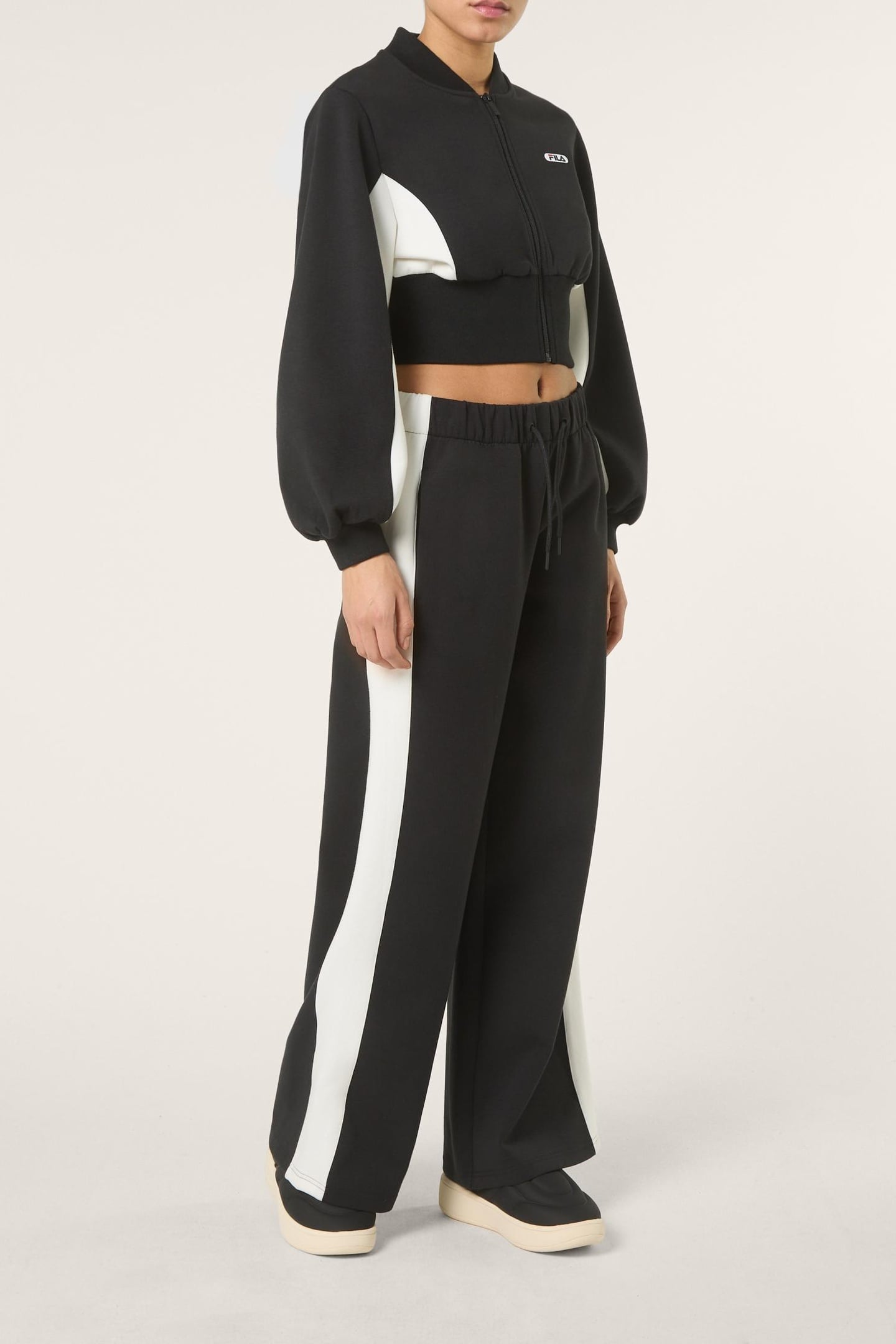LECORE WIDE CONTRAST PANEL SCUBA TRACK PANTS BLACK-EGRET 2