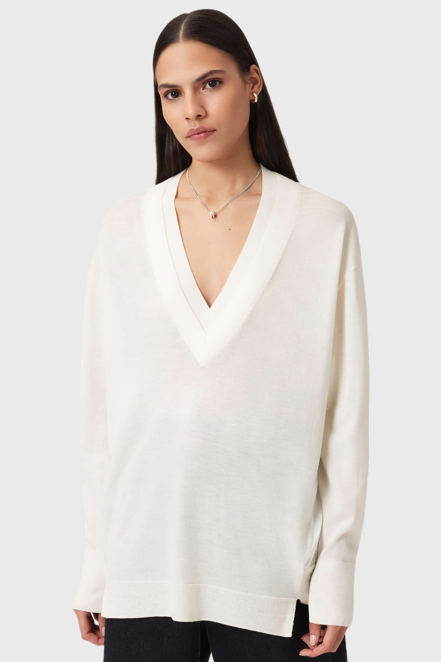 BERN PANEL V NECK CHALK WHITE 3