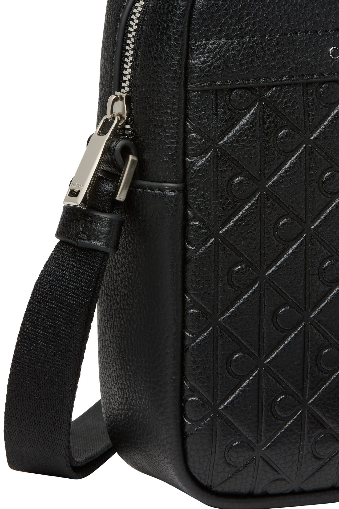 EMBLEM EMBOSS SLING BAG BLACK 4
