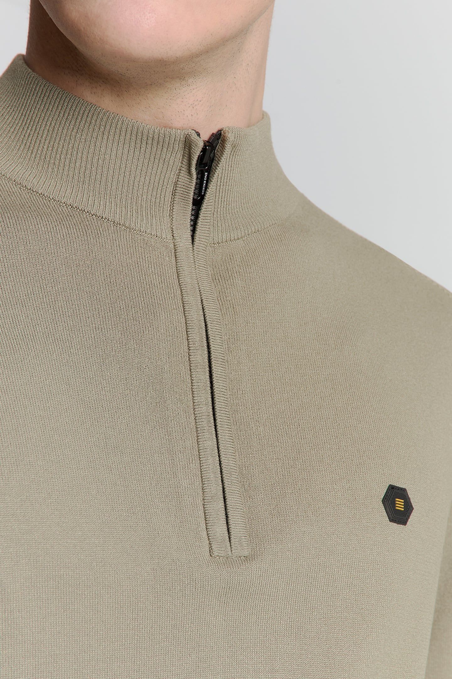 PULLOVER HALF ZIP LIGHT ARMY 6