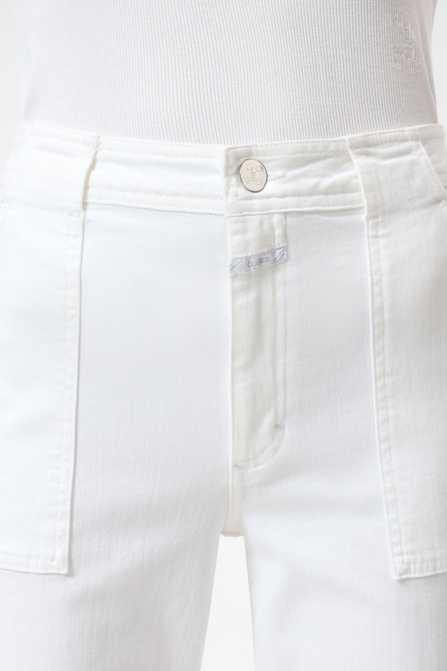 ARIA WHITE 4