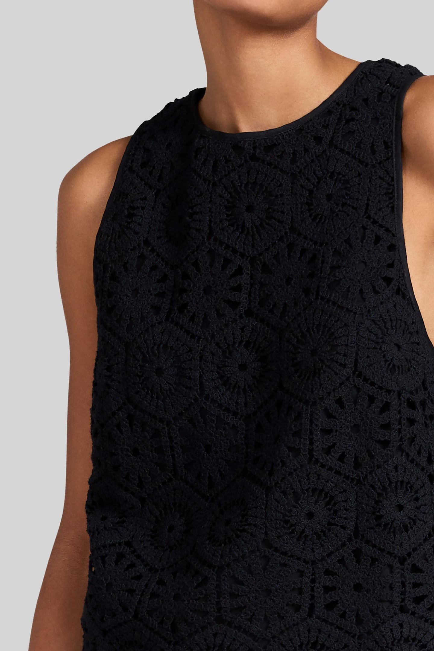 BLACK CROCHET TOP 4